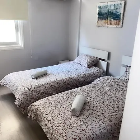 Paradise Promenade Apartment, 2min Distance From Marina * Lárnaca