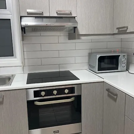 Lejlighed Paradise Promenade Apartment, 2min Distance From Marina Larnaca