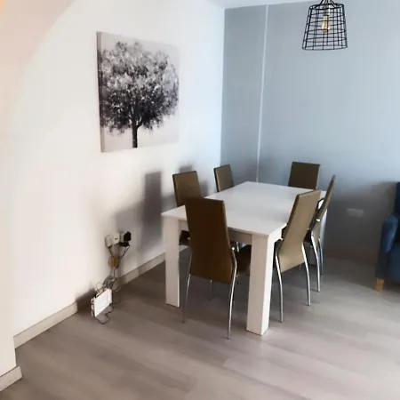 Paradise Promenade Apartment, 2min Distance From Marina Apartment Larnaca