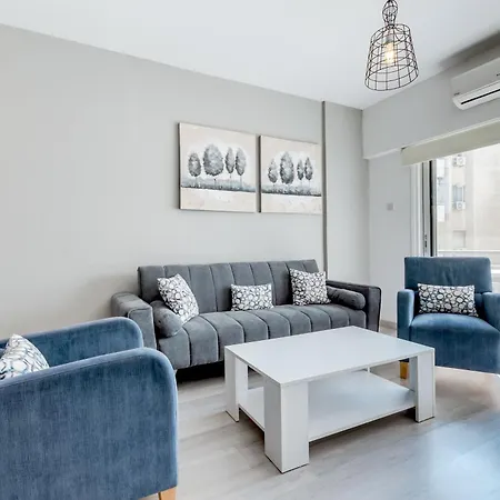 Paradise Promenade Apartment, 2min Distance From Marina Lárnaka