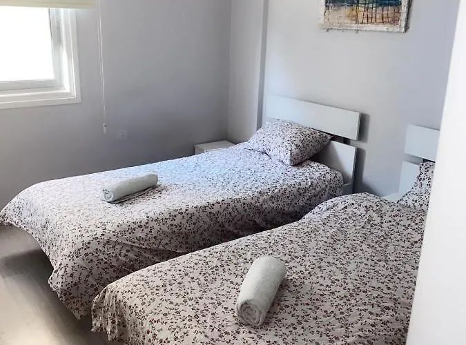 Paradise Promenade Apartment, 2min Distance From Marina * ラルナカ