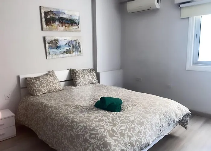 Paradise Promenade Apartment, 2min Distance From Marina Larnaca